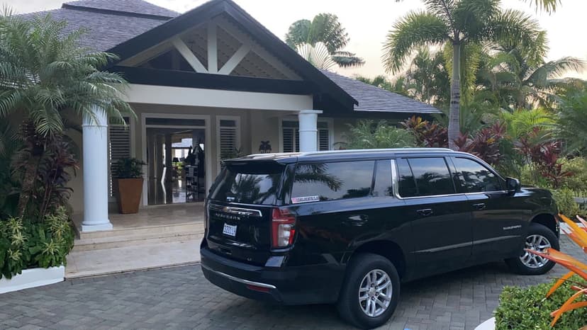 Luxury Transportation in Ocho Rios